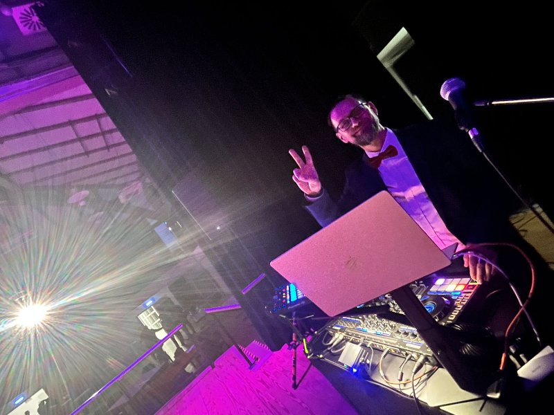 DJ Funkmaster-Flash  Performance