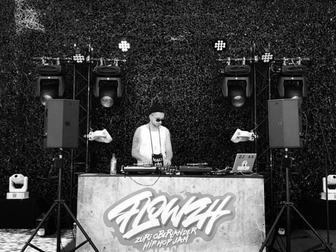 Dj Urban-D Performance