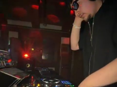 DJ GianniBoy  Performance